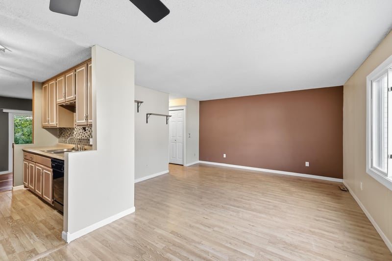 11430 Jay St NW, Coon Rapids, MN 55433