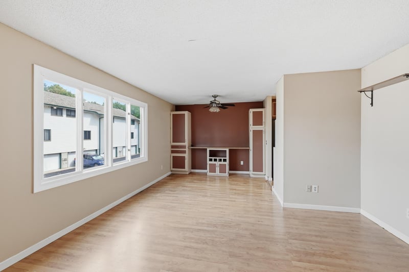 11430 Jay St NW, Coon Rapids, MN 55433