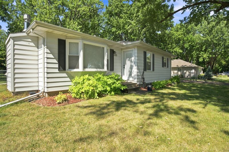 125 Hackberry Hill, Orono, MN 55356