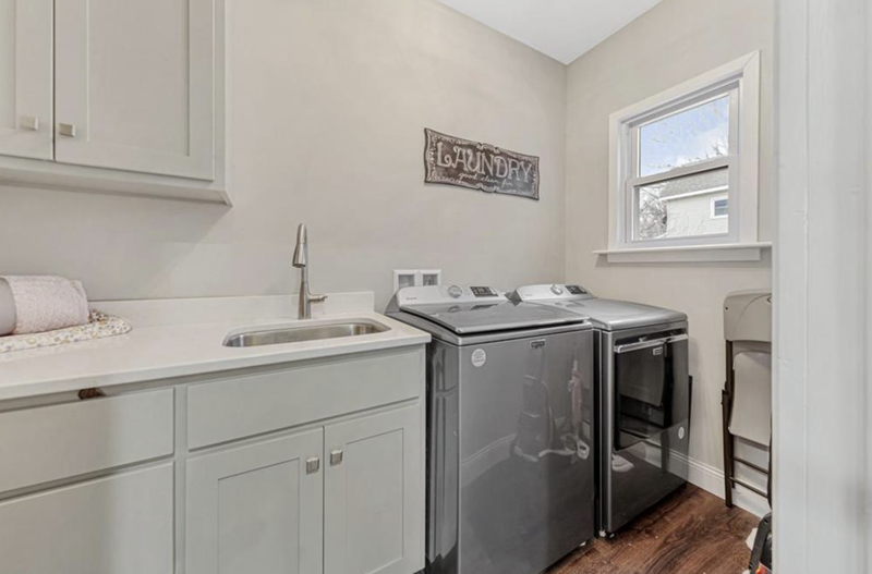 1080 Lafayette Ave, Lafayette, MN 56054