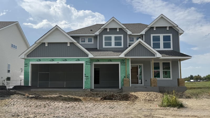 657 Sierra Pw, Waconia, MN 55387