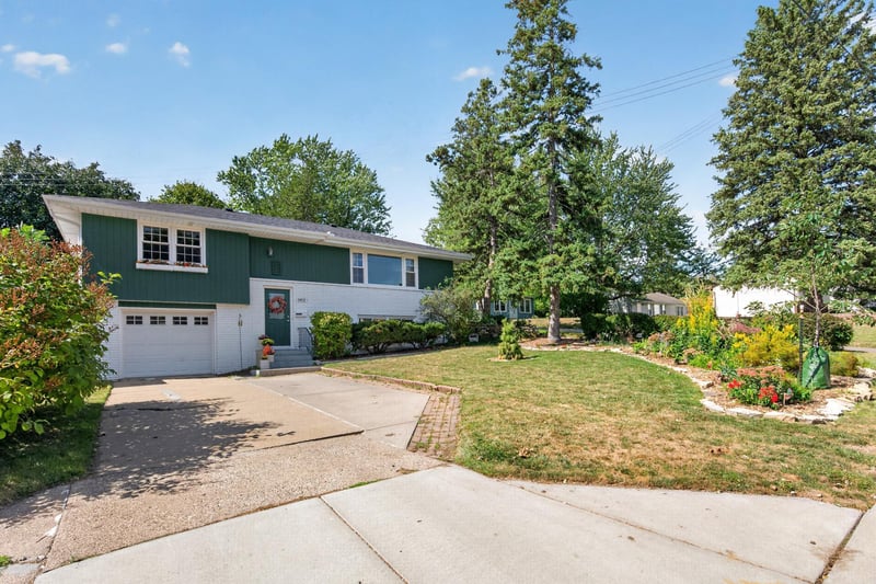 3812 Buchanan St NE, Columbia Heights, MN 55421