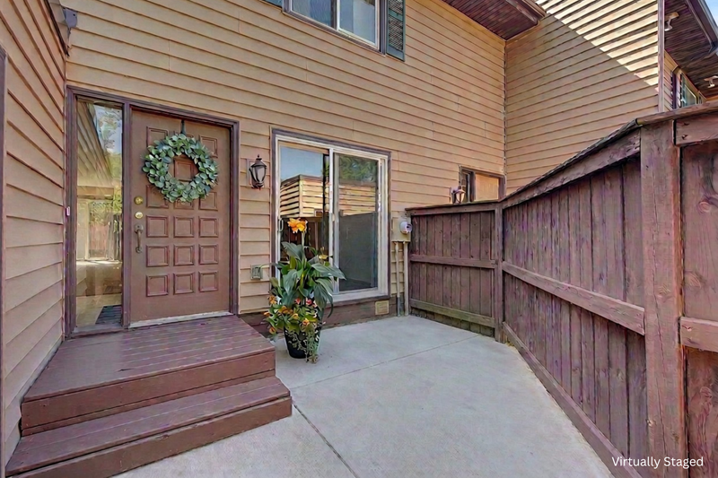 4749 Spring Cir, Minnetonka, MN 55345
