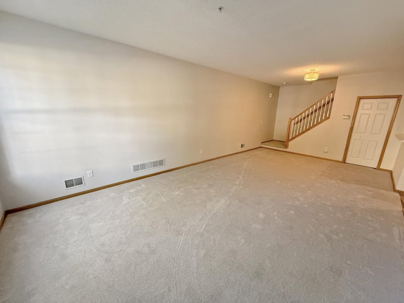 13710 54th Ave N #304, Plymouth, MN 55446
