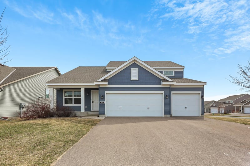 657 Copper Ct, Waconia, MN 55387