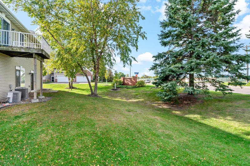 5403 Elm Grove Ave, New Hope, MN 55428