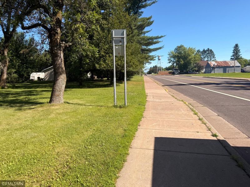 3993 Main St, Kettle River, MN 55757