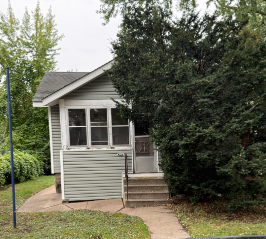 884 Bayard Ave, Saint Paul, MN 55102