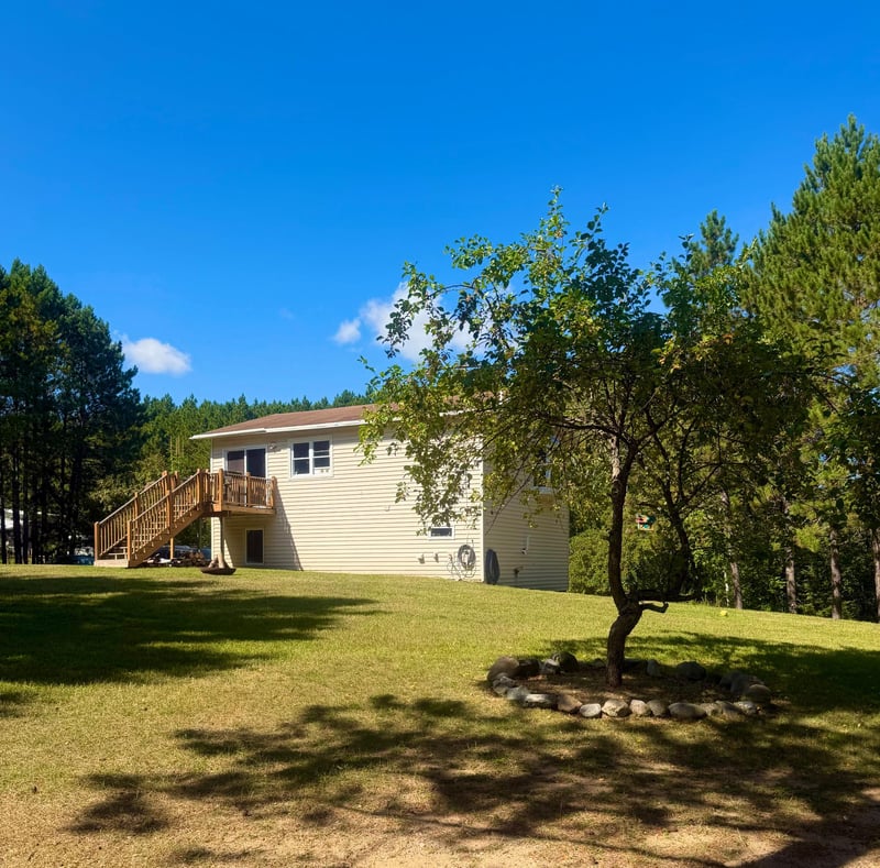 7120 Stockland Rd, Virginia, MN 55792