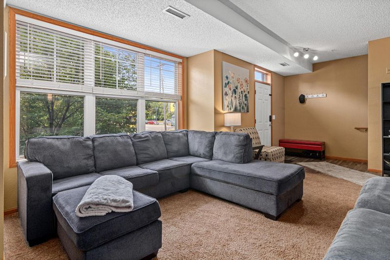 1776 Maryland Ave E #105, Saint Paul, MN 55106