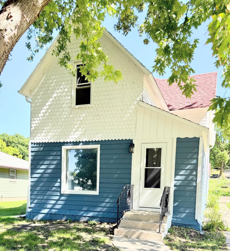 213 Garfield St S, Lake Benton, MN 56149