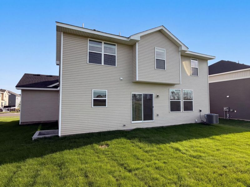 1577 Upper 141st St E, Rosemount, MN 55068