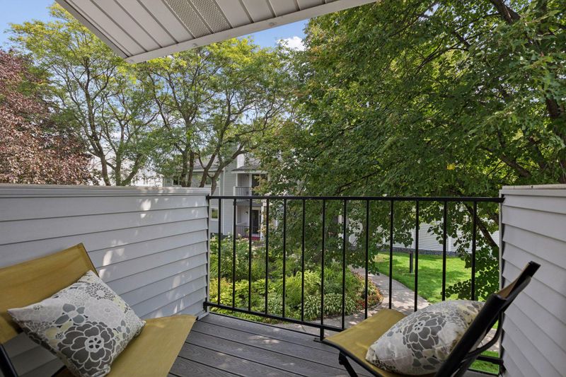 1705 Fulham St #G, Lauderdale, MN 55113