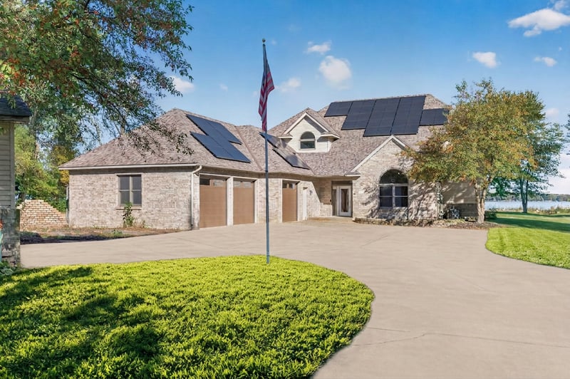 9196 Jewel Ln N, Forest Lake, MN 55025