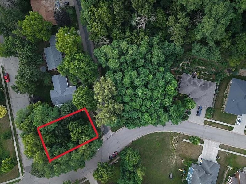 1713 Siewert St, Red Wing, MN 55066