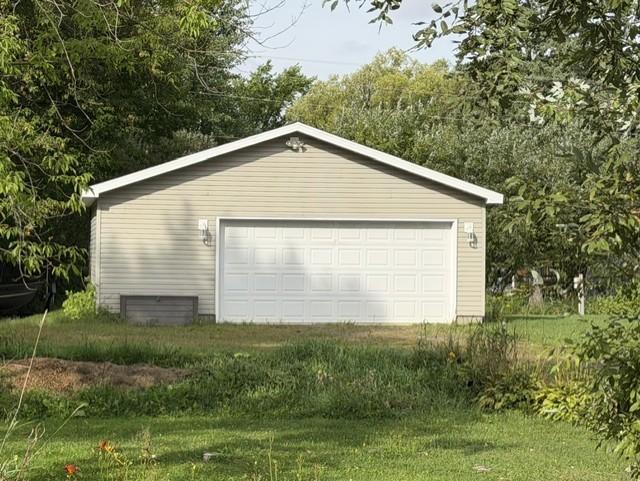 295 Tingdale St N, Mcgregor, MN 55787