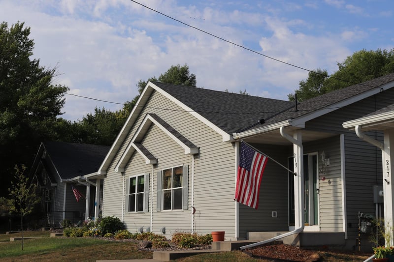 215 9th Ave N, South Saint Paul, MN 55075
