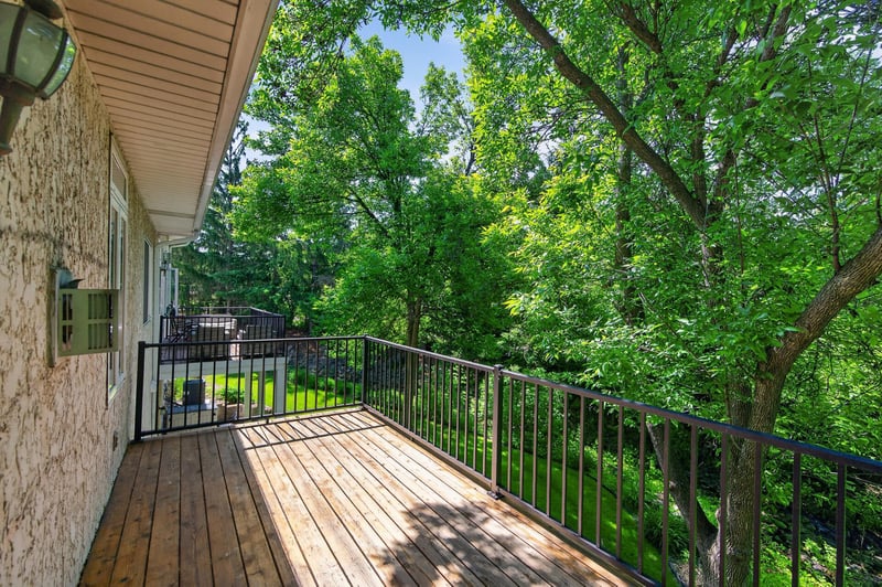 370 Mendota Rd W, West Saint Paul, MN 55118