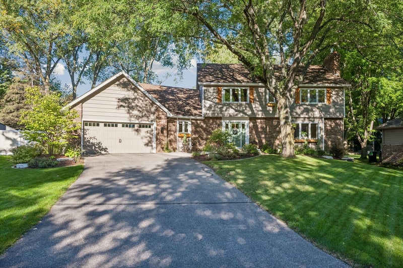8722 Sandro Rd, Bloomington, MN 55438