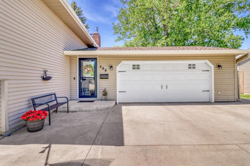 409 Oakway, Moorhead, MN 56560