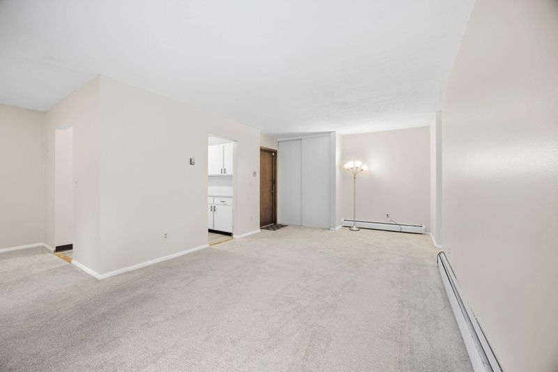 8242 Fremont Ave S #B, Bloomington, MN 55420