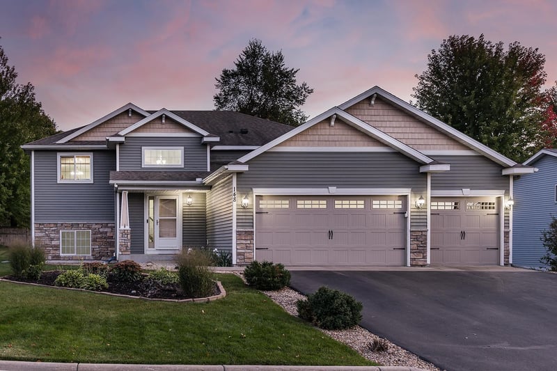 148 Crystal Cir, Montrose, MN 55363