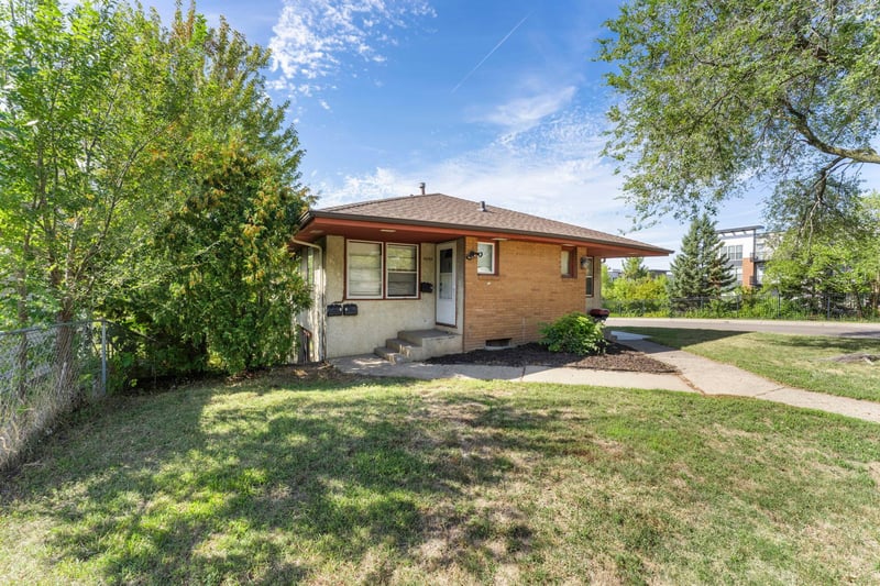 4656 Polk St NE, Columbia Heights, MN 55421