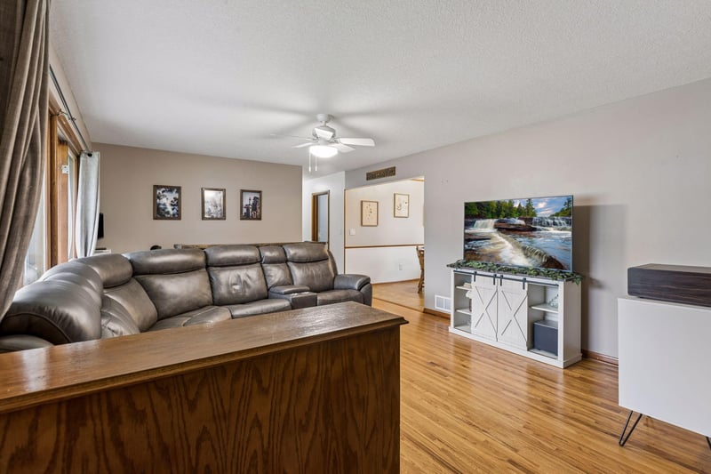 752 South St, Anoka, MN 55303