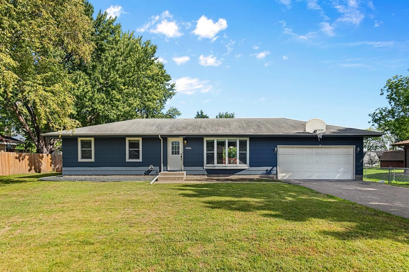 10924 Gettysburg Ave N, Champlin, MN 55316