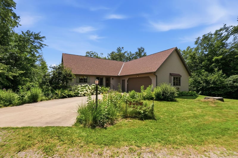 14315 County Road 159, Avon, MN 56310