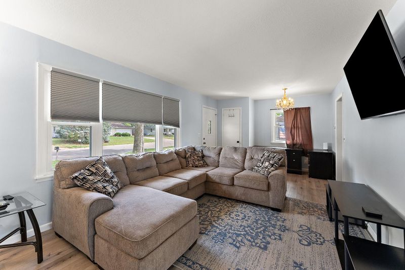 8820 Greenway Ave S, Cottage Grove, MN 55016