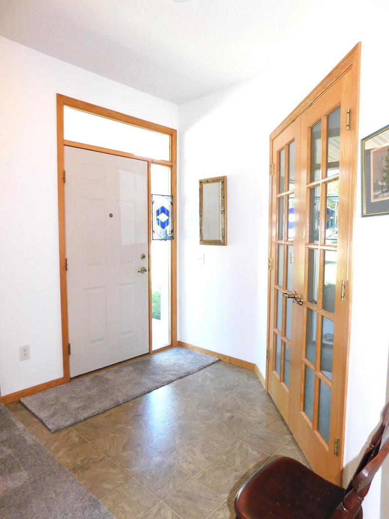 617 4th St NW #1, Aitkin, MN 56431