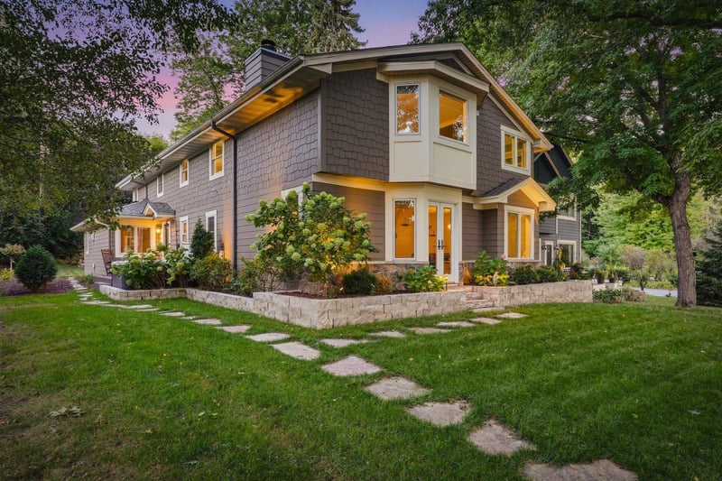 510 Pleasant View Rd, Chanhassen, MN 55317