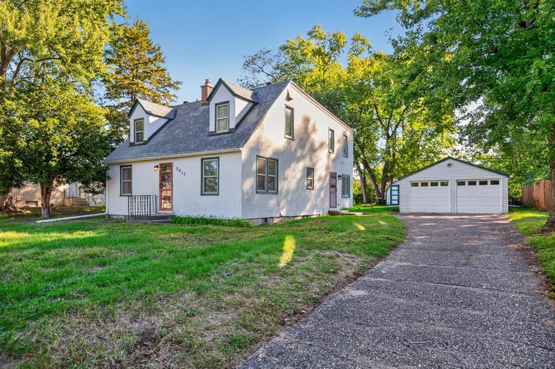 5617 4th St NE, Fridley, MN 55432