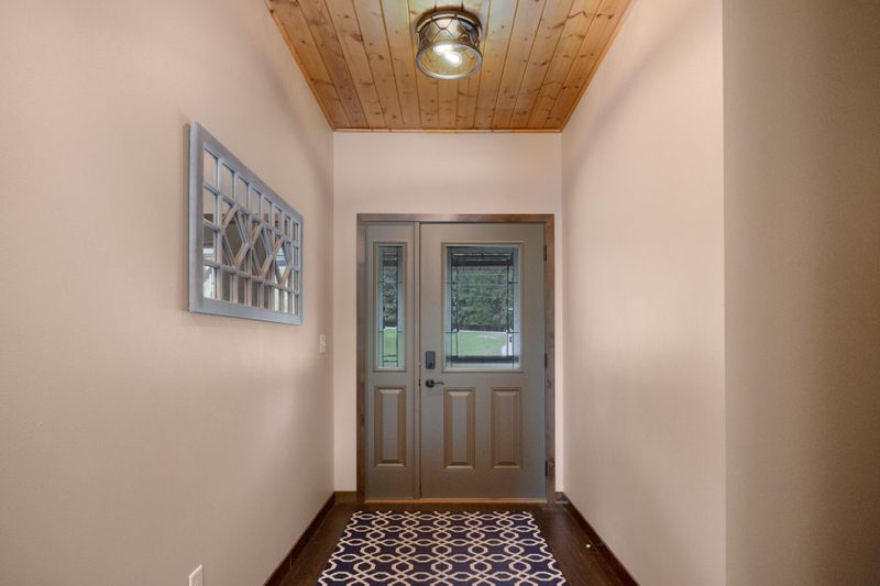 17763 Schurman Ln, Lake Park, MN 56554