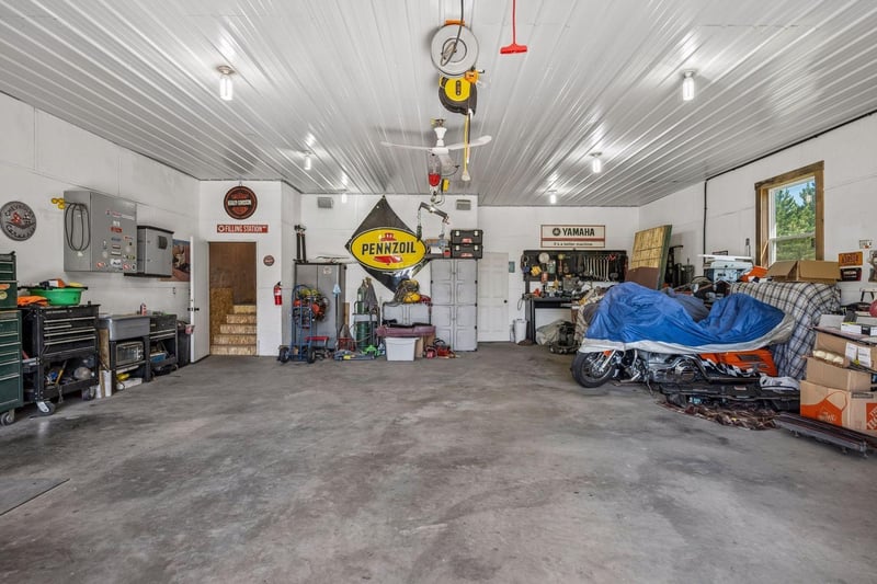 40533 Golden Ave, North Branch, MN 55056
