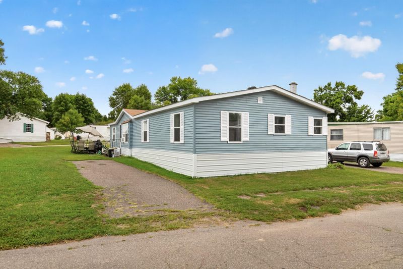 400 Center Ave S #80, Montrose, MN 55363