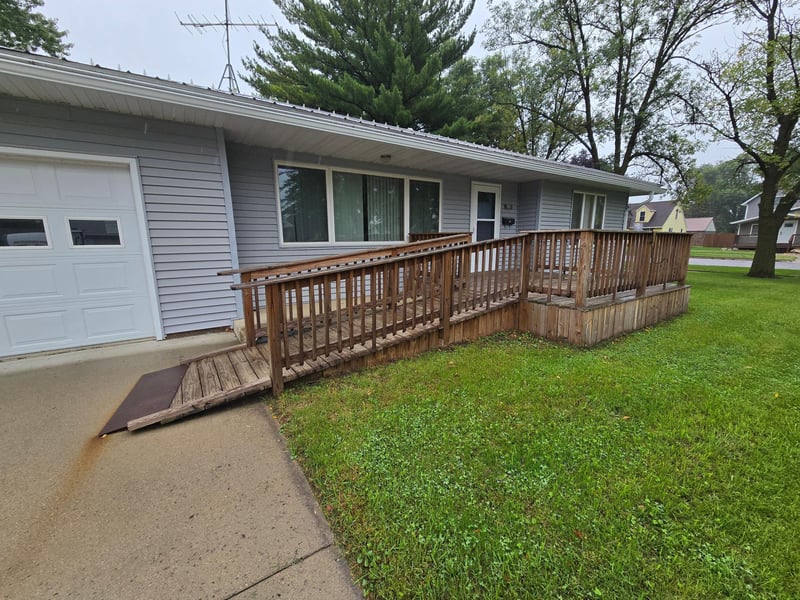101 9th Ave NW, Pipestone, MN 56164