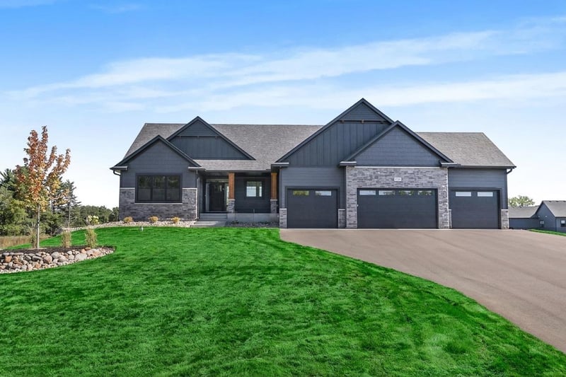 17961 Staples St NE, Ham Lake, MN 55304