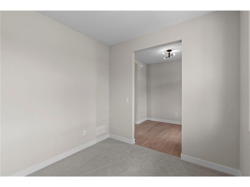 3779 Knightsbridge Ln N, Lake Elmo, MN 55042