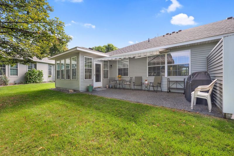 351 100th Ct NE, Blaine, MN 55434