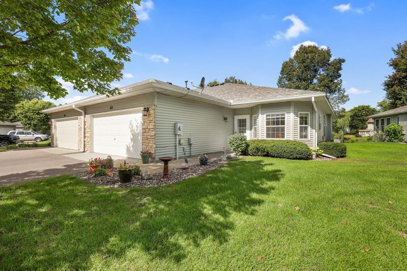 351 100th Ct NE, Blaine, MN 55434