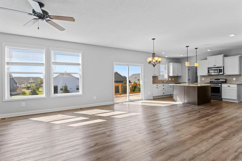 1505 Hackamore Dr, Victoria, MN 55386