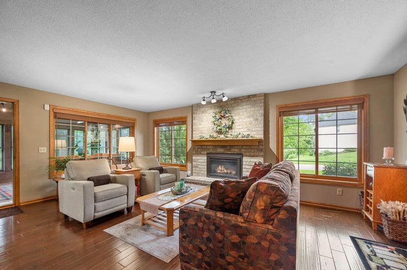 12500 Dorchester Trl, Apple Valley, MN 55124