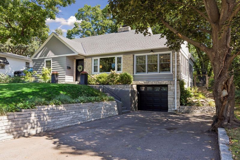 3025 Quebec Ave S, Saint Louis Park, MN 55426
