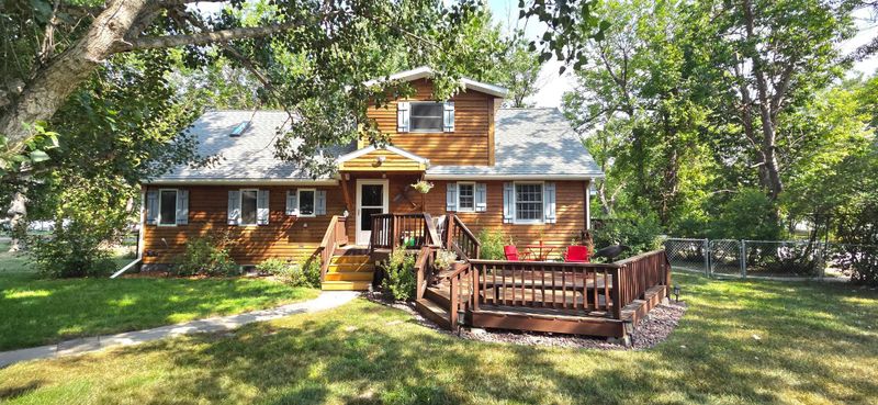 1002 9th Ave, International Falls, MN 56649