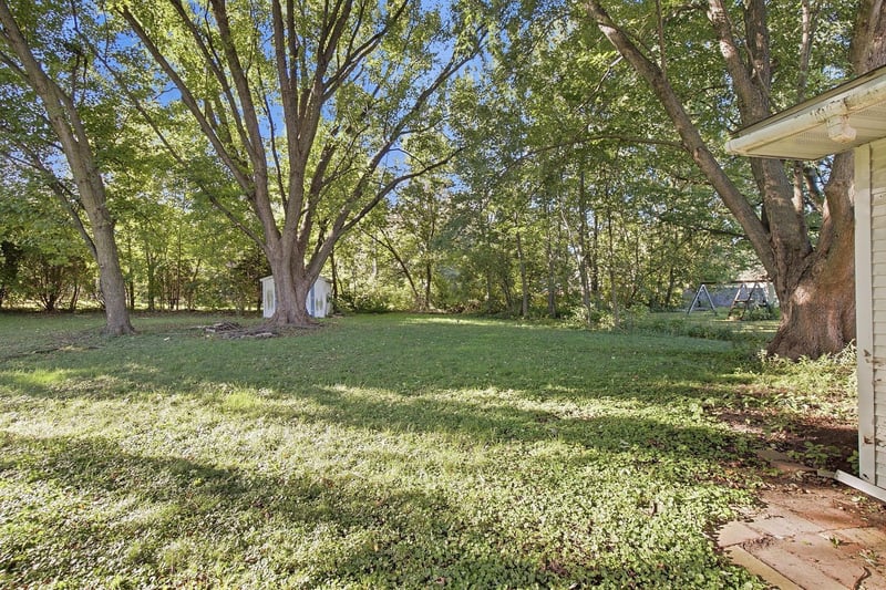725 Home St, Kenyon, MN 55946