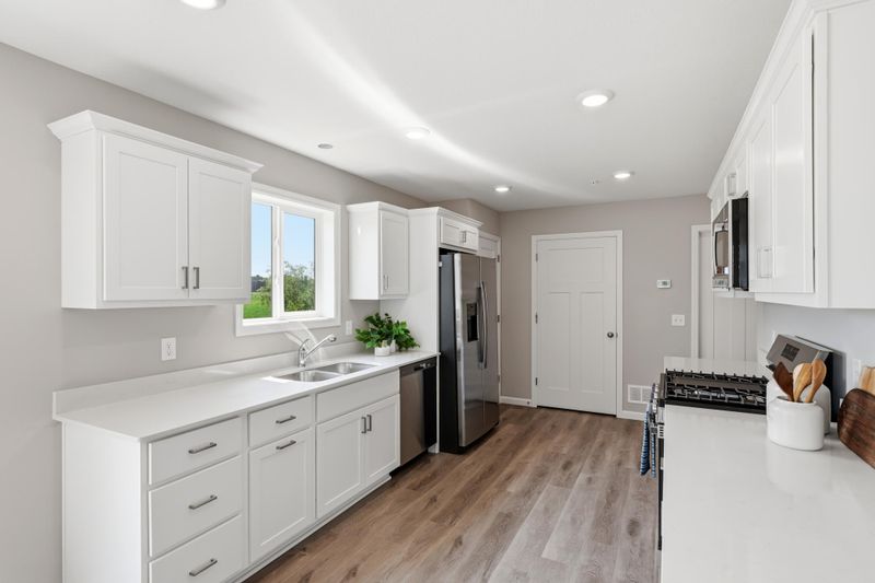 12659 Pond View Rd, Zimmerman, MN 55398
