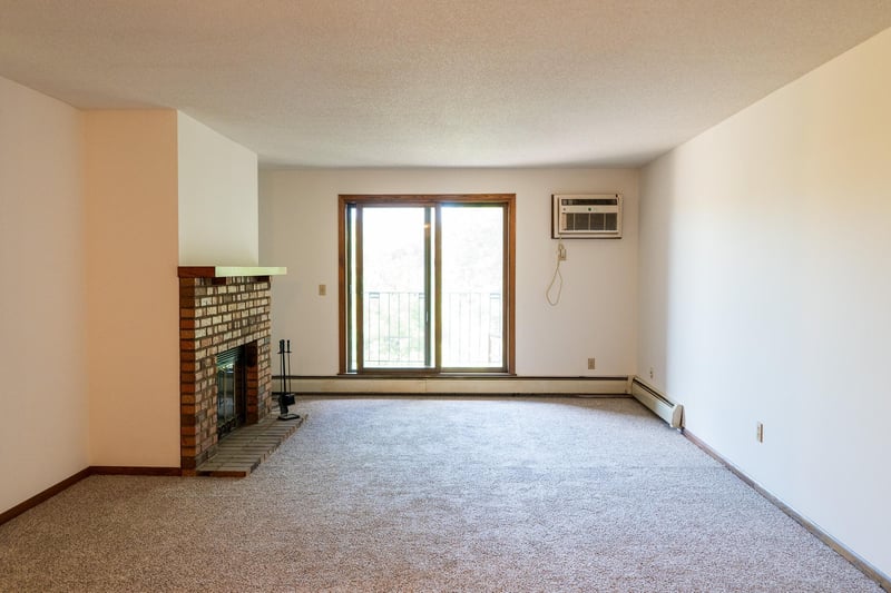 1000 41st Ave NE #316, Columbia Heights, MN 55421