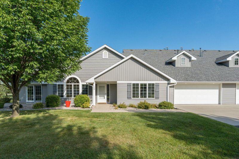 749 Grayhawk Cir, Mankato, MN 56001